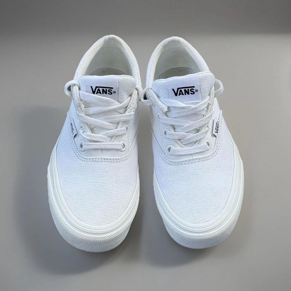 Vans Doheny Triple White Skate Sneakers Women’s 5
